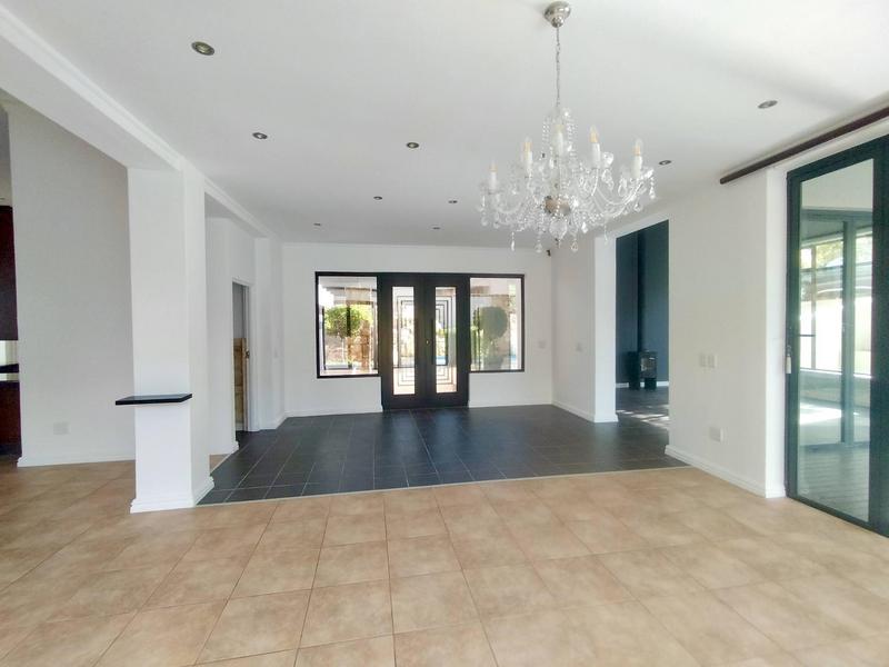 4 Bedroom Property for Sale in Hout Bay Western Cape